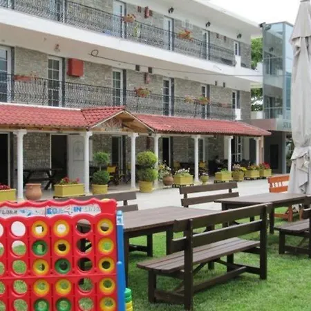Sun Pieria Apartment