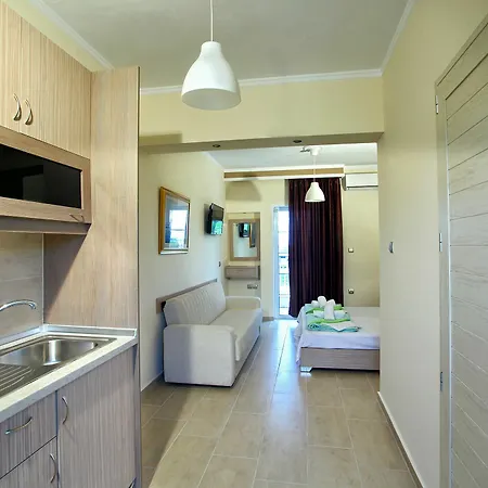 Sun Pieria *